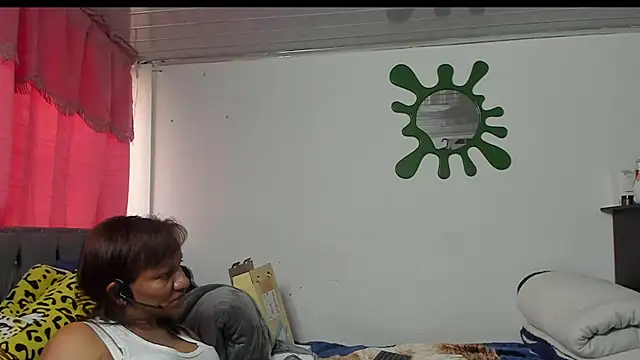 Snapshot of Laflaka22 chatting on November 22, 2025, 10:08 pm Laflaka22 online show from November 22, 2025, 10:08 pm