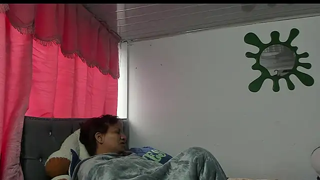 Snapshot of Laflaka22 chatting on November 26, 2025, 12:38 pm Laflaka22 online show from November 26, 2025, 12:38 pm