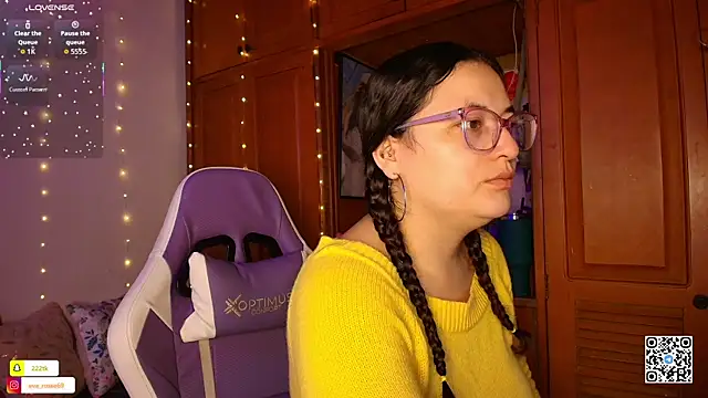 eva rosse69 online show from February 16, 2026, 11:09 am