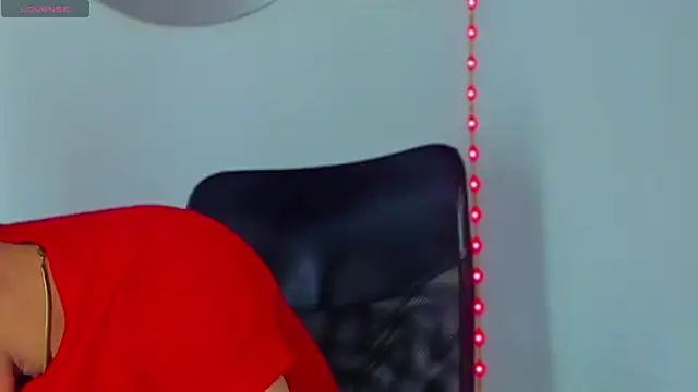 MikeRoss7777 online show from February 14, 2025, 3:05 pm