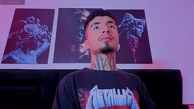 JuanCamiilo 66 online show from February 12, 2026, 1:49 am