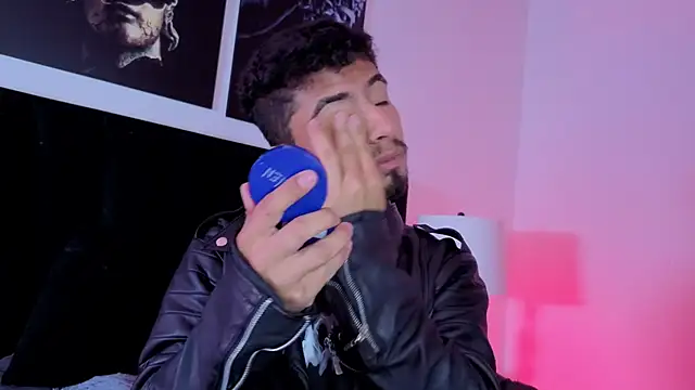 JuanCamiilo 66 online show from February 28, 2026, 4:12 am