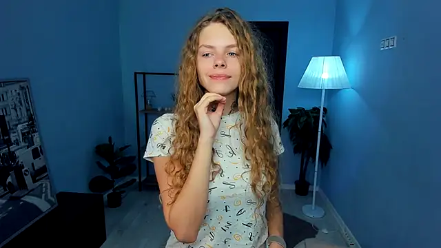 RayaNenlia online show from October 22, 2025, 5:07 am