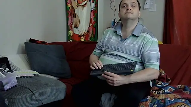 caressonnous online show from November 27, 2025, 3:45 pm