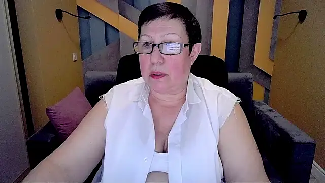 Snapshot of BarbaraTurners chatting on February 10, 2025, 6:24 pm BarbaraTurners online show from February 10, 2025, 6:24 pm