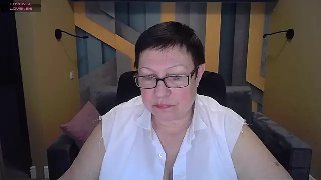 Snapshot of BarbaraTurners chatting on February 3, 2025, 6:39 pm BarbaraTurners online show from February 3, 2025, 6:39 pm