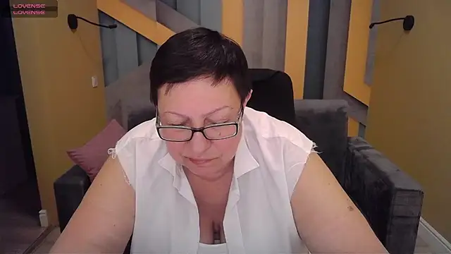 Snapshot of BarbaraTurners chatting on February 5, 2025, 11:28 pm BarbaraTurners online show from February 5, 2025, 11:28 pm