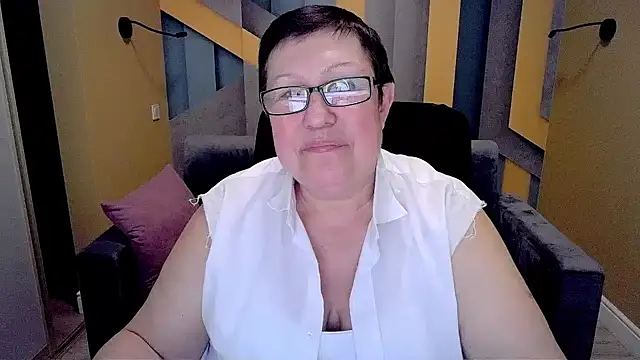 Snapshot of BarbaraTurners chatting on February 11, 2025, 3:29 am BarbaraTurners online show from February 11, 2025, 3:29 am