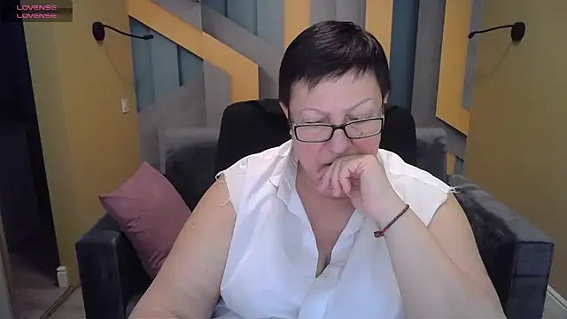 Snapshot of BarbaraTurners chatting on February 3, 2025, 10:21 pm BarbaraTurners online show from February 3, 2025, 10:21 pm
