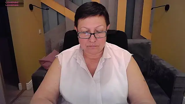 Snapshot of BarbaraTurners chatting on February 1, 2025, 1:02 am BarbaraTurners online show from February 1, 2025, 1:02 am
