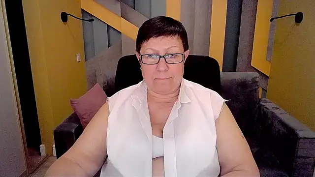 Snapshot of BarbaraTurners chatting on February 10, 2025, 4:08 am BarbaraTurners online show from February 10, 2025, 4:08 am