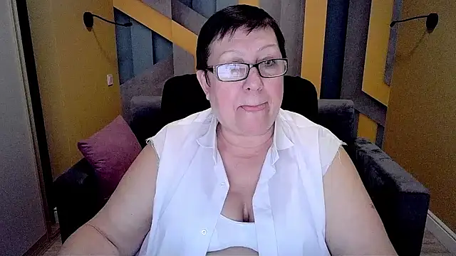 Snapshot of BarbaraTurners chatting on February 10, 2025, 9:25 pm BarbaraTurners online show from February 10, 2025, 9:25 pm