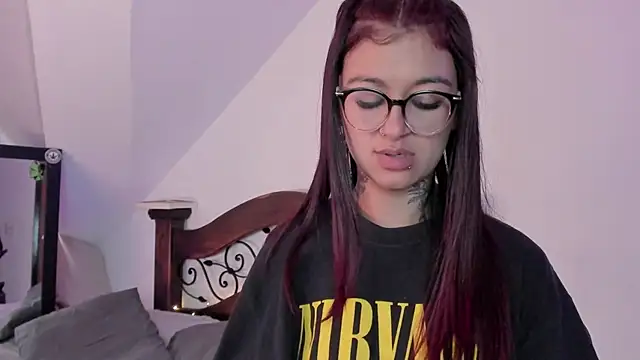 noemi foxxx online show from September 22, 2025, 3:29 pm