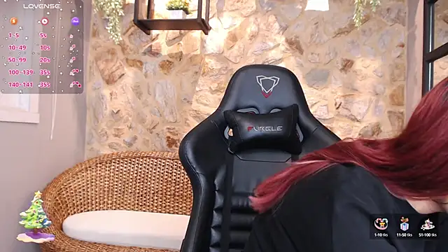 Snapshot of LindseyFerrer chatting on December 22, 2024, 11:11 am LindseyFerrer online show from December 22, 2024, 11:11 am