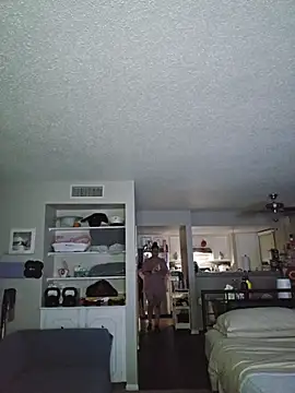 Snapshot of honeeyyy_pot chatting on November 29, 2025, 8:25 am honeeyyy pot online show from November 29, 2025, 8:25 am