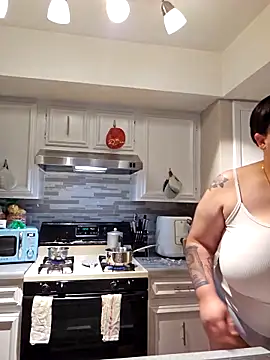 Snapshot of honeeyyy_pot chatting on February 11, 2026, 7:41 am honeeyyy pot online show from February 11, 2026, 7:41 am