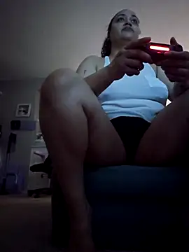 Snapshot of honeeyyy_pot chatting on September 16, 2025, 9:49 pm honeeyyy pot online show from September 16, 2025, 9:49 pm