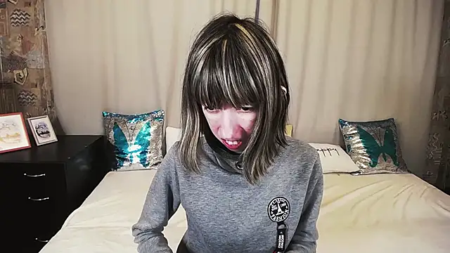 Unusual G online show from November 3, 2025, 6:07 am