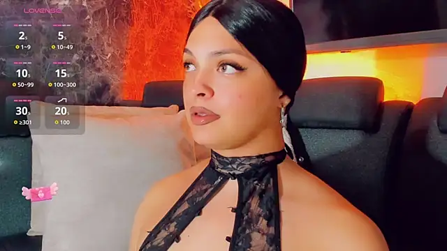 Snapshot of Emmaa_Saenz_ chatting on May 25, 2026, 11:14 pm Emmaa Saenz online show from May 25, 2026, 11:14 pm