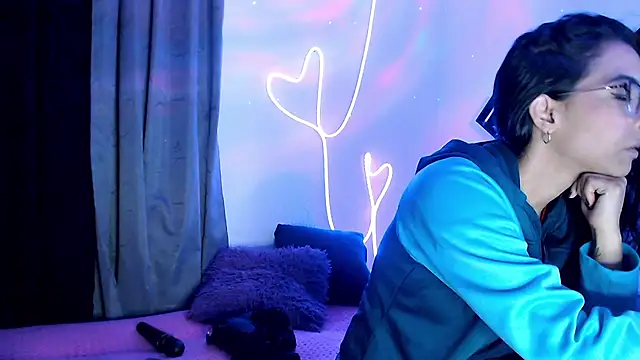 Snapshot of agatha_lovee chatting on February 18, 2025, 10:58 pm agatha lovee online show from February 18, 2025, 10:58 pm