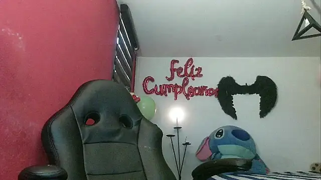 Snapshot of charlotedoll chatting on April 26, 2026, 9:56 pm charlotedoll online show from April 26, 2026, 9:56 pm