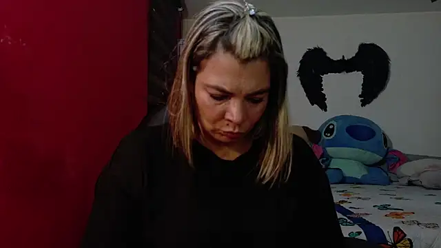 Snapshot of charlotedoll chatting on May 24, 2026, 1:49 am charlotedoll online show from May 24, 2026, 1:49 am