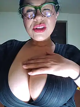 Snapshot of naughty_doll_horny chatting on May 1, 2026, 10:09 am naughty doll horny online show from May 1, 2026, 10:09 am