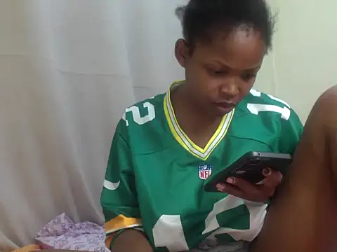 queen-sasha online show from November 16, 2025, 5:39 pm