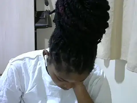 Snapshot of queen-sasha chatting on March 20, 2025, 11:12 pm queen-sasha online show from March 20, 2025, 11:12 pm