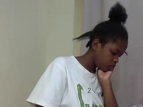 queen-sasha online show from March 14, 2026, 7:47 am