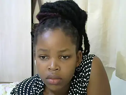 Snapshot of queen-sasha chatting on March 20, 2025, 10:21 am queen-sasha online show from March 20, 2025, 10:21 am