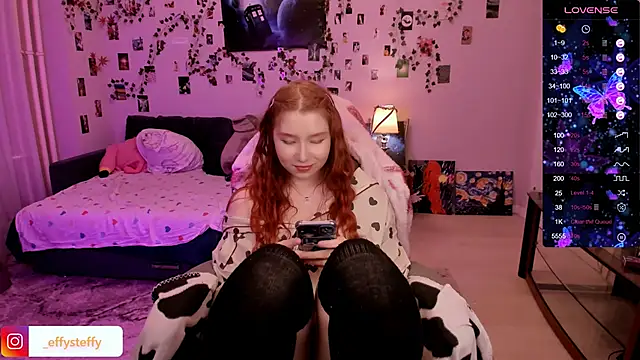 Snapshot of CallMeEffy1 chatting on March 22, 2025, 7:04 am CallMeEffy1 online show from March 22, 2025, 7:04 am