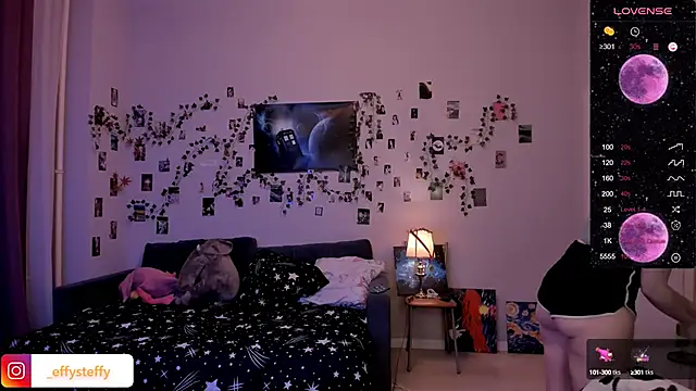 Snapshot of CallMeEffy1 chatting on March 2, 2025, 8:35 pm CallMeEffy1 online show from March 2, 2025, 8:35 pm