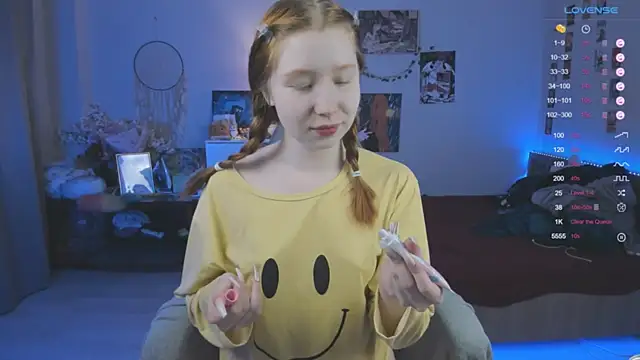 CallMeEffy1 online show from January 13, 2026, 2:54 pm