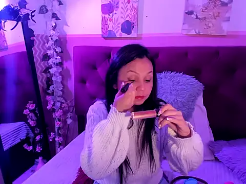 candysmitxxx online show from May 8, 2026, 1:53 am
