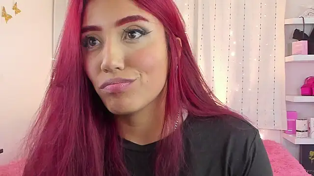 veronicaxx69 online show from November 25, 2025, 3:07 am