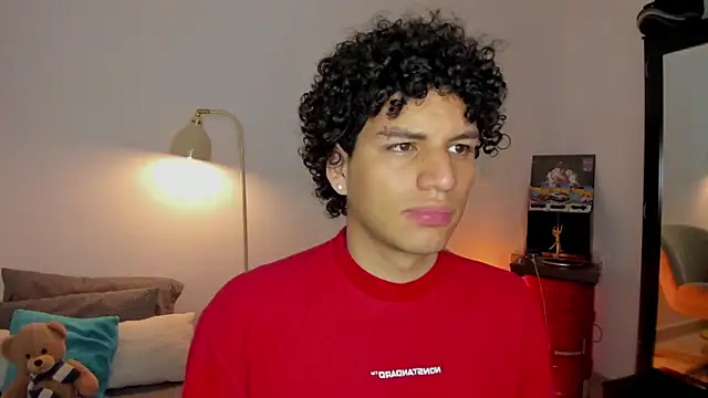 Curlblue online show from December 17, 2025, 1:21 am