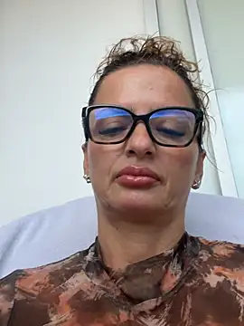 CioniWeiss online show from December 19, 2025, 10:23 pm