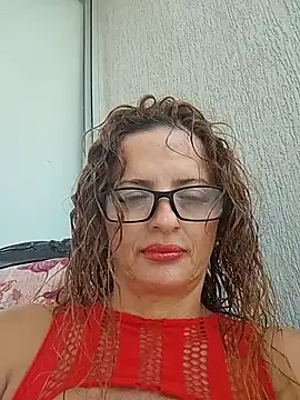 Snapshot of CioniWeiss chatting on October 10, 2025, 8:53 pm CioniWeiss online show from October 10, 2025, 8:53 pm