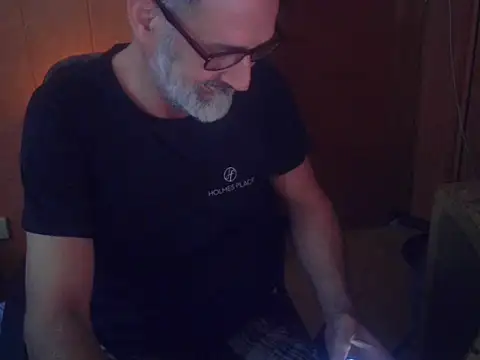 Lia Y PatrickX online show from October 12, 2025, 11:28 pm