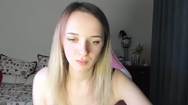 Snapshot of RouseReed chatting on February 26, 2025, 3:54 pm RouseReed online show from February 26, 2025, 3:54 pm
