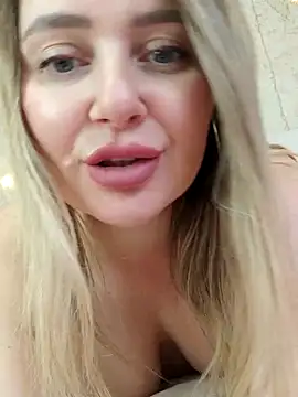 Snapshot of LadyLolyPop_ chatting on September 14, 2025, 6:47 am LadyLolyPop online show from September 14, 2025, 6:47 am