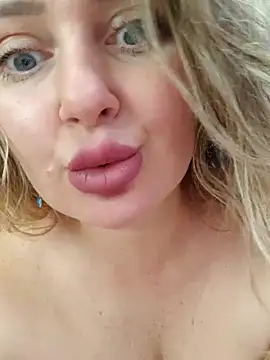 Snapshot of LadyLolyPop_ chatting on September 21, 2025, 9:25 am LadyLolyPop online show from September 21, 2025, 9:25 am