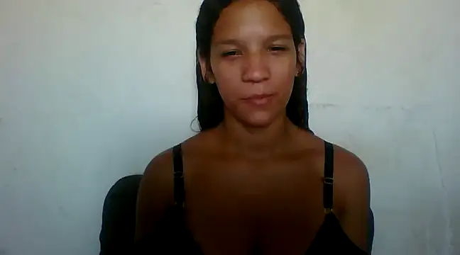 Snapshot of By_Aninha chatting on March 12, 2025, 6:53 pm By Aninha online show from March 12, 2025, 6:53 pm