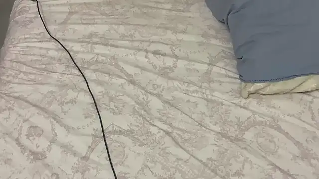 Ceyceys online show from October 29, 2025, 5:12 pm