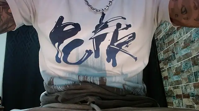 Snapshot of babyrecord1 chatting on February 24, 2025, 2:15 pm babyrecord1 online show from February 24, 2025, 2:15 pm