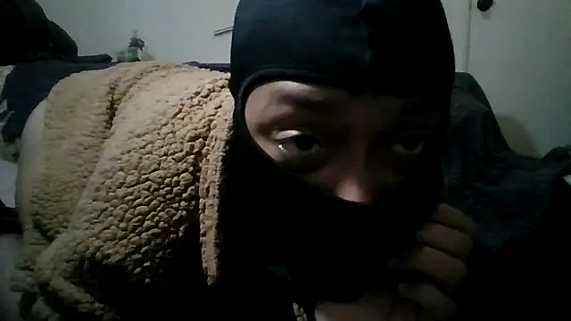 Snapshot of Daszler chatting on January 3, 2025, 12:33 am Daszler online show from January 3, 2025, 12:33 am