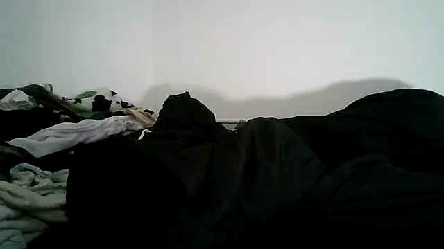 Snapshot of Daszler chatting on March 17, 2025, 9:46 pm Daszler online show from March 17, 2025, 9:46 pm