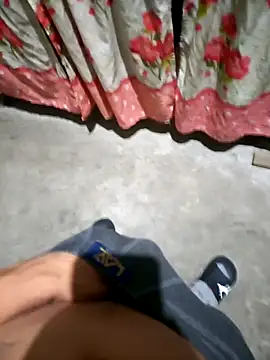 pujarteag online show from May 5, 2026, 2:58 am
