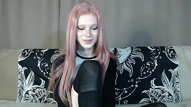 Snapshot of Sexpired_Princess chatting on April 9, 2026, 2:23 pm Sexpired Princess online show from April 9, 2026, 2:23 pm
